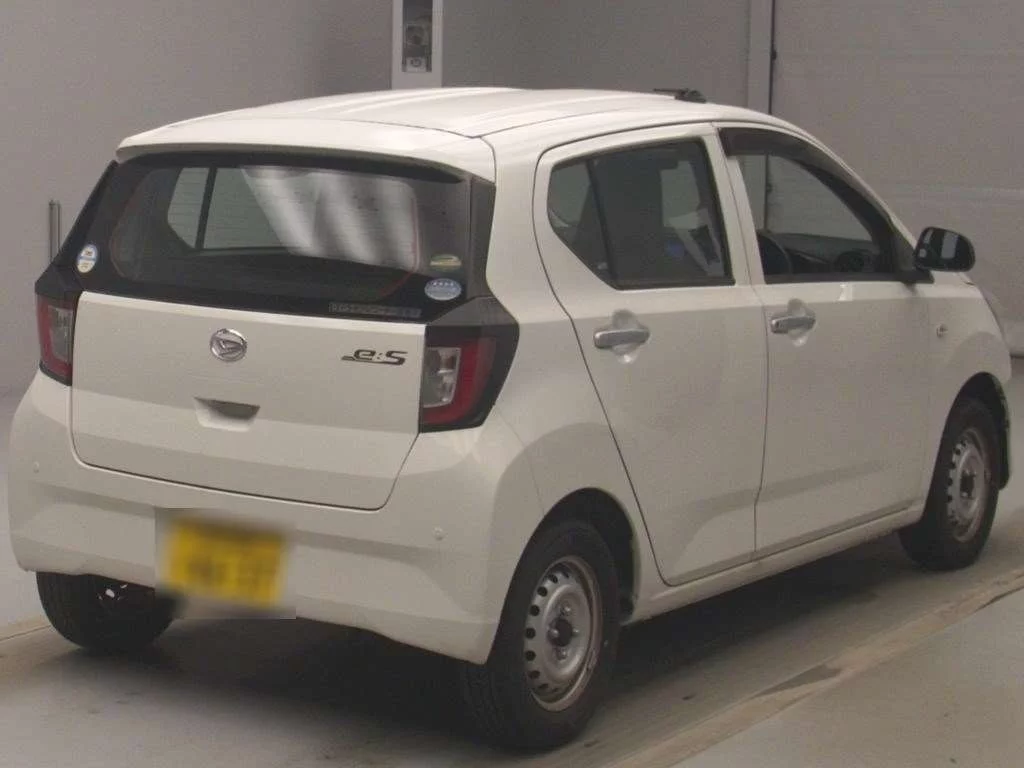 Daihatsu Mira e:S LA350S 2021